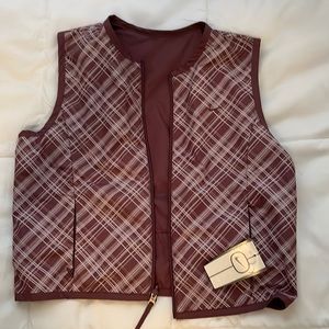 Nike vest